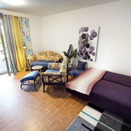 Kahne De Luxe Villa *